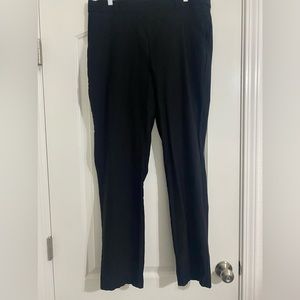 Women’s pull on slacks size 16 like new